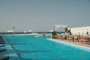 Direction White Ras El Hekma
